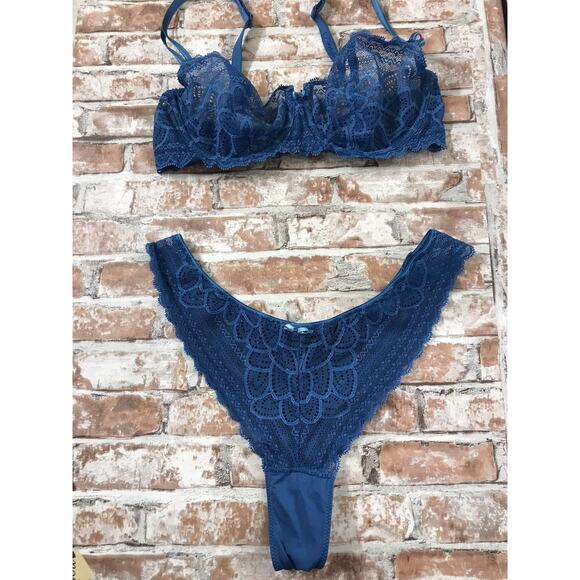 CHANTELLE Vgt 2 PC Romantic Lace Thong Soft Bow Bra & Tanga Blue Med High Waist - Picture 2 of 7